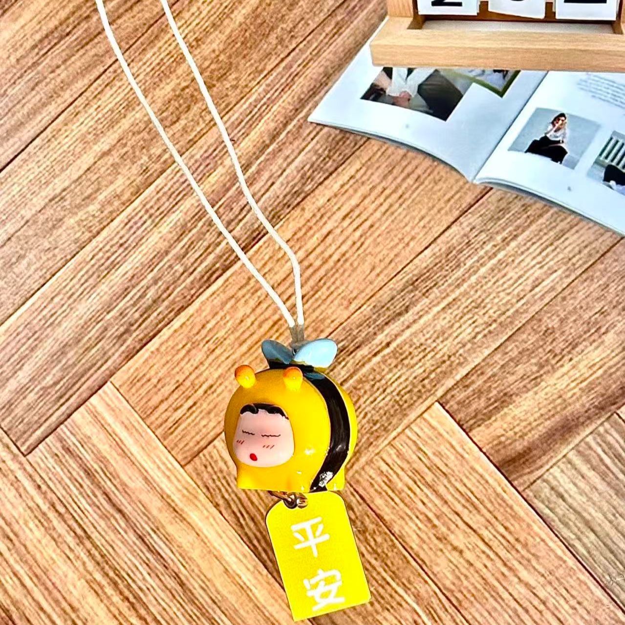 Crayon Shin-chan Arı Kostümü F - Car Mirror incelemesi ve fiyatı